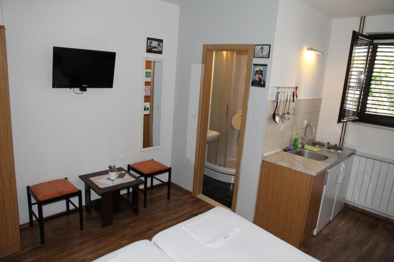 Obradović rooms&apartments Makarska Buitenkant foto