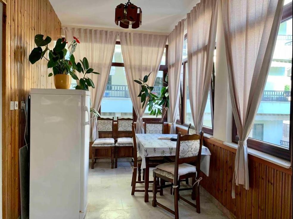 Obradović rooms&apartments Makarska Buitenkant foto