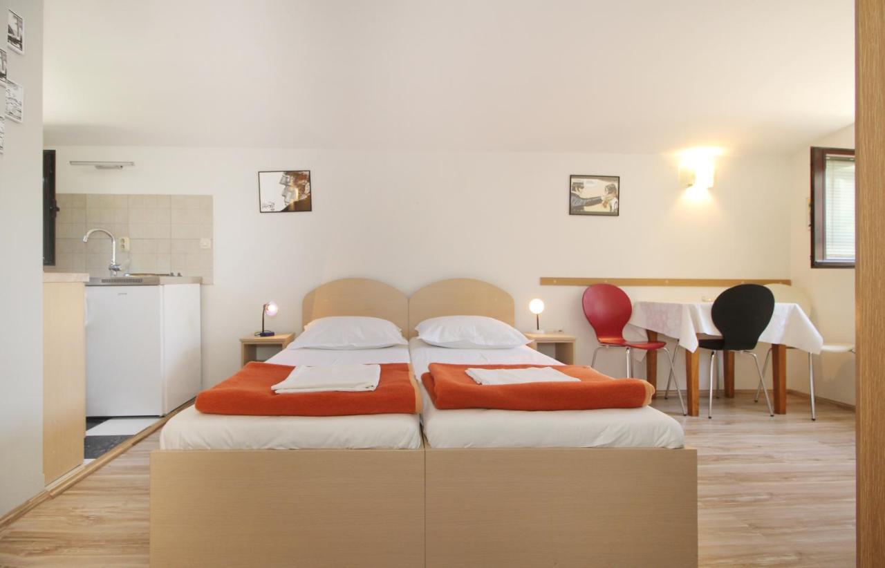 Obradović rooms&apartments Makarska Buitenkant foto